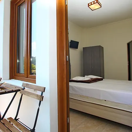Aktaion Guest 3* Skopelos Town